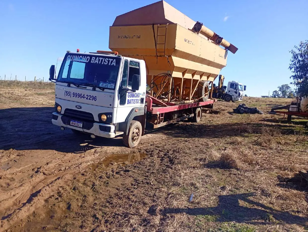 Movimentação de equipamento agrícola